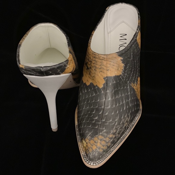 One of a kind HYDROGRAPHIC snake skin heeled mules - Picture 4 of 8